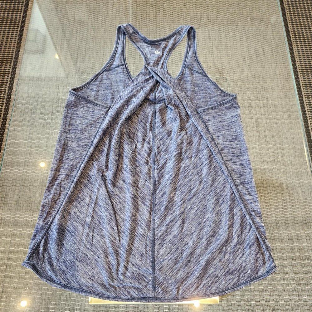 Lululemon Essential Tank - Picture 2 of 5